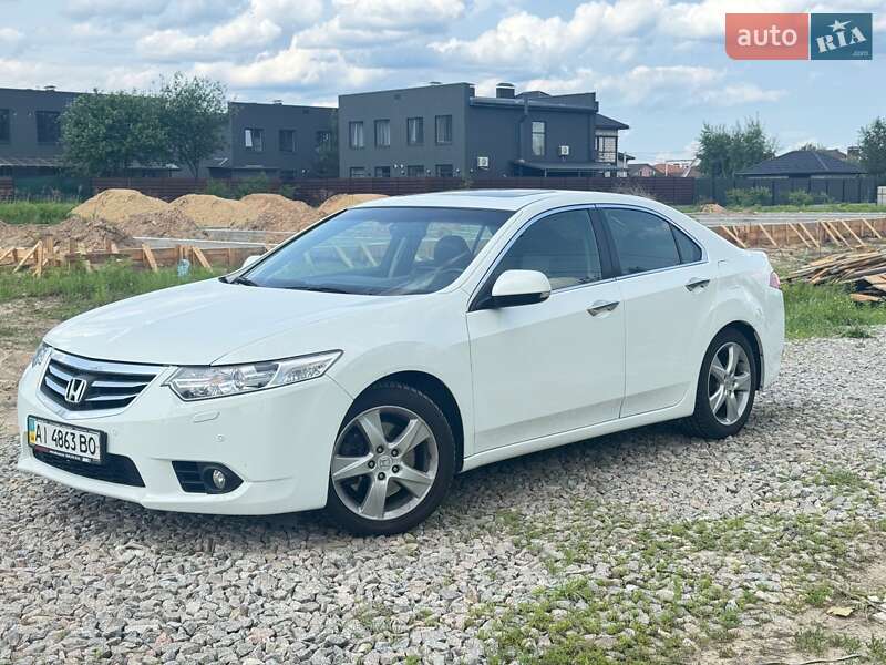 Honda Accord (2012)