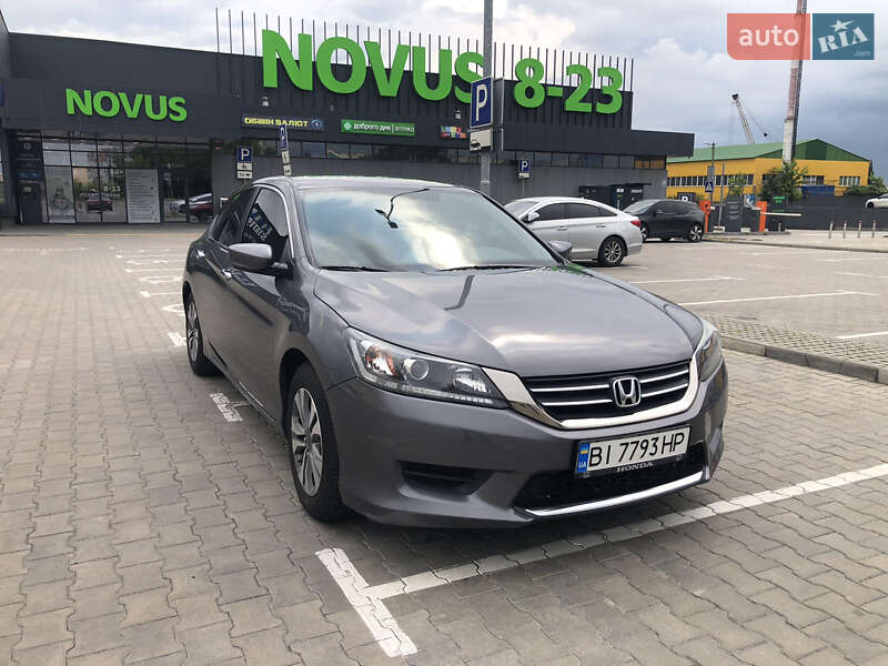 Honda Accord (2013)