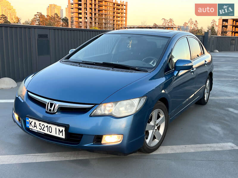 Honda Civic (2007)