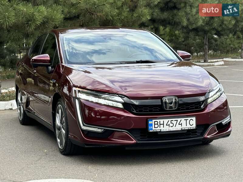 Honda Clarity (2017)