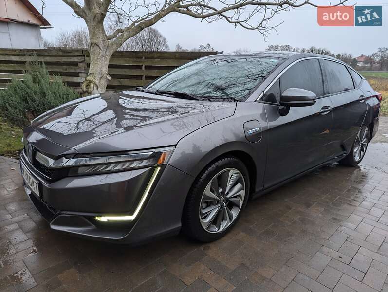 Honda Clarity (2018)