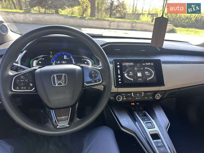 Honda Clarity (2018)