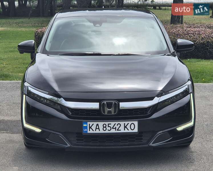 Honda Clarity (2017)