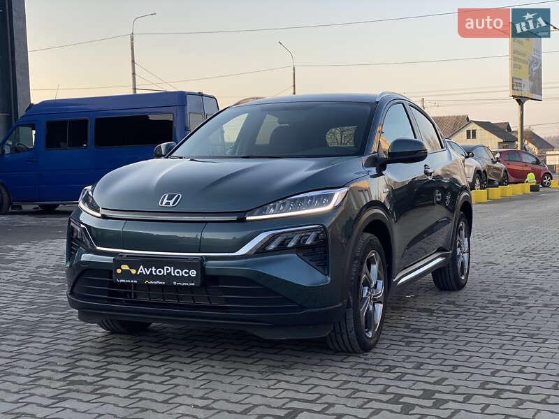 Honda M-nv (2022)