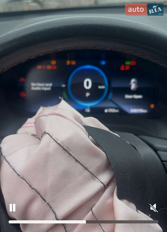 Honda M-nv (2022)