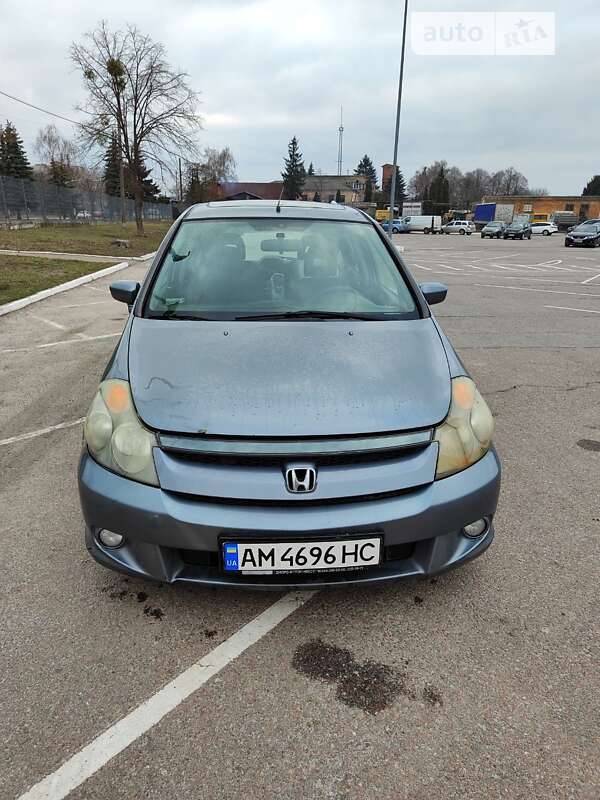 Honda Stream (2004)