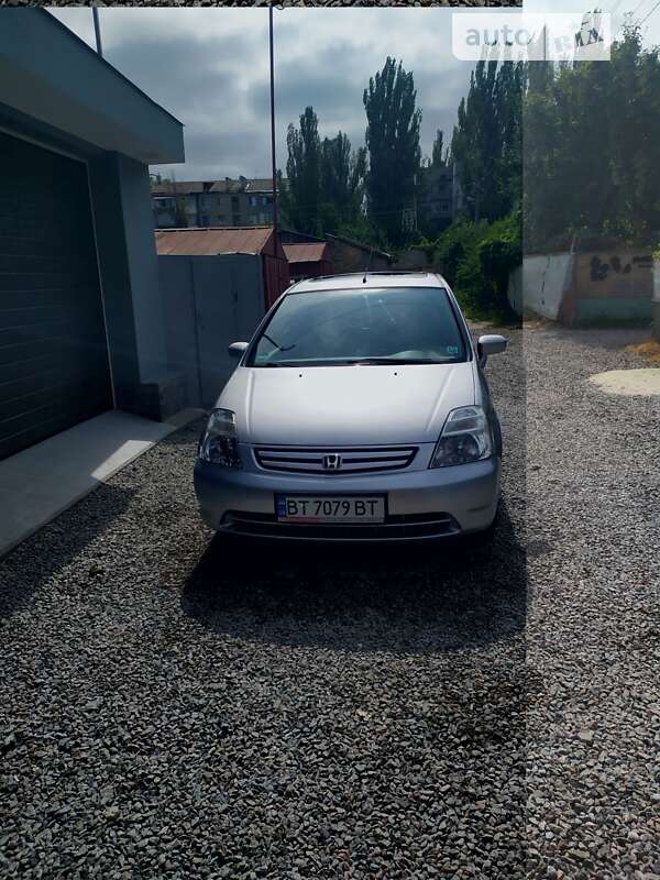 Honda Stream (2001)