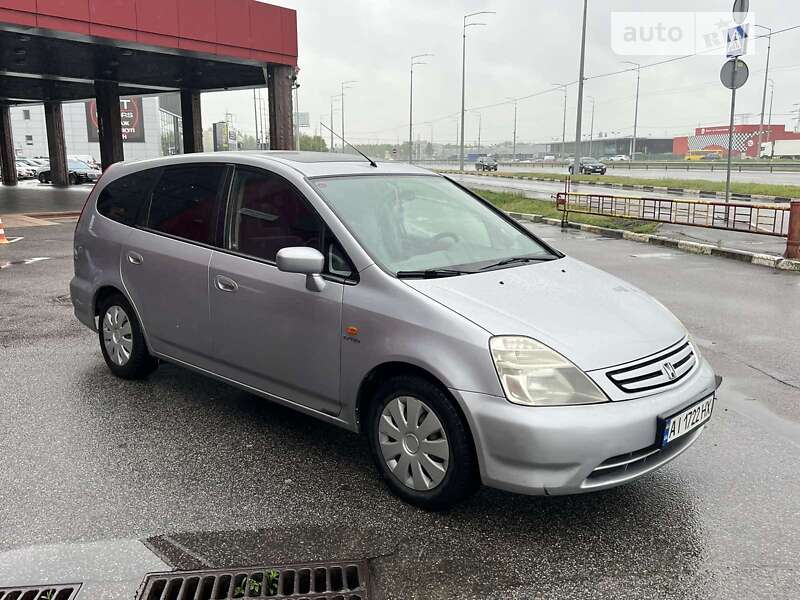 Honda Stream (2002)