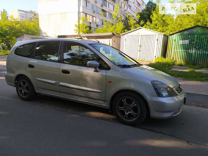 Honda Stream (2001)
