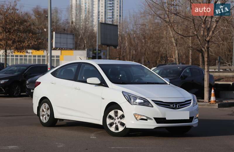 Hyundai Accent (2016)