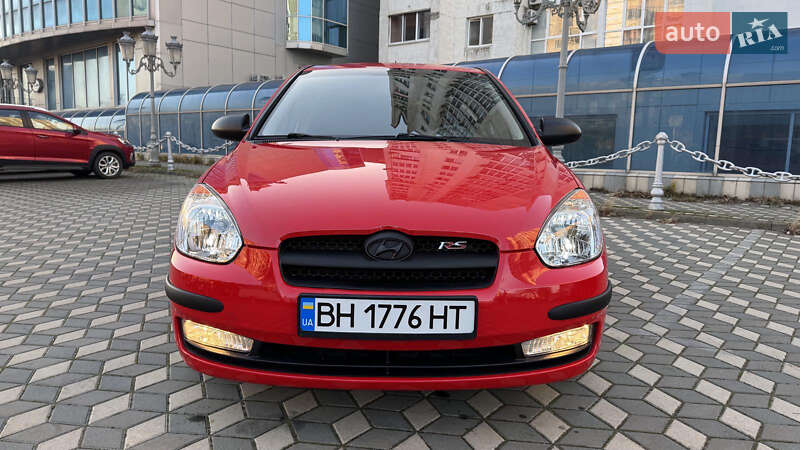 Hyundai Accent (2008)