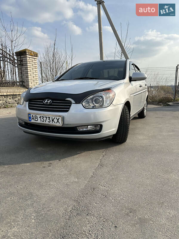 Hyundai Accent (2007)