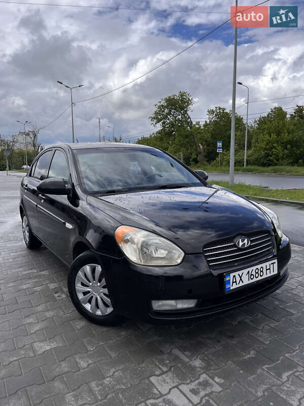 Hyundai Accent (2007)