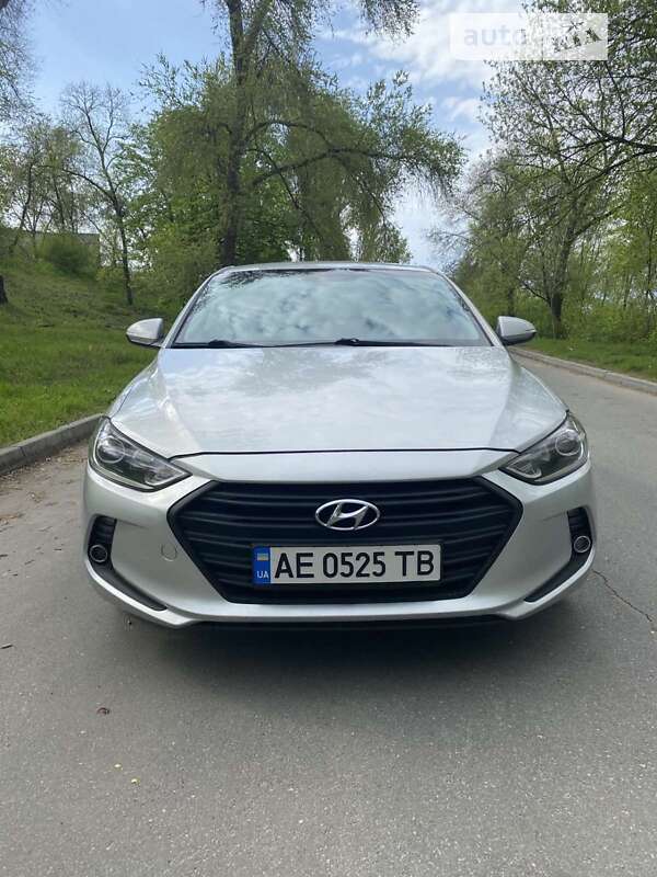 Hyundai Avante (2016)