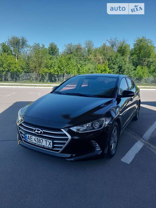 Hyundai Avante (2016)
