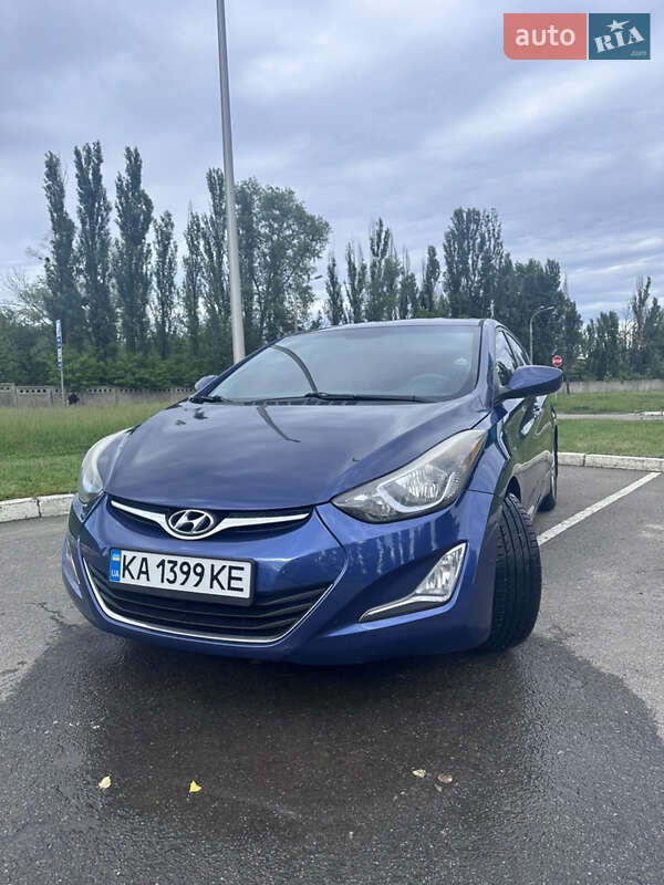 Hyundai Elantra (2015)