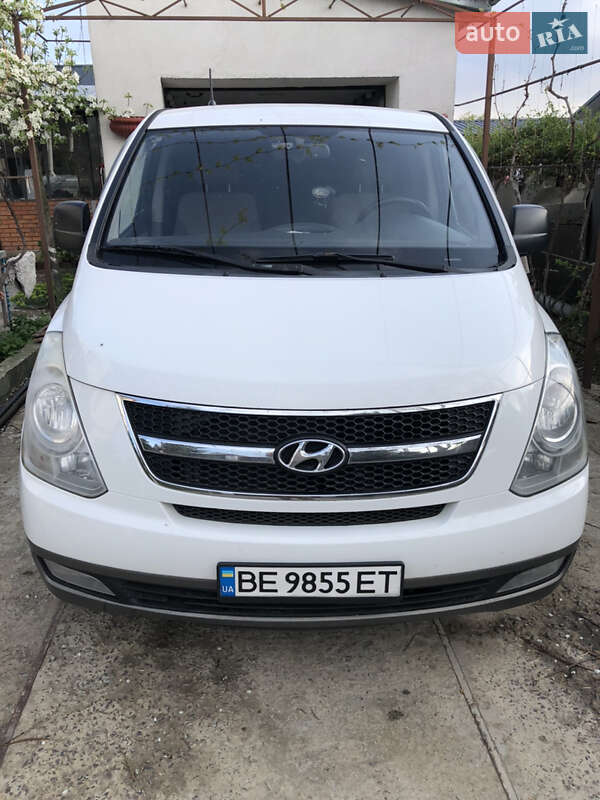 Hyundai H-1 (2012)