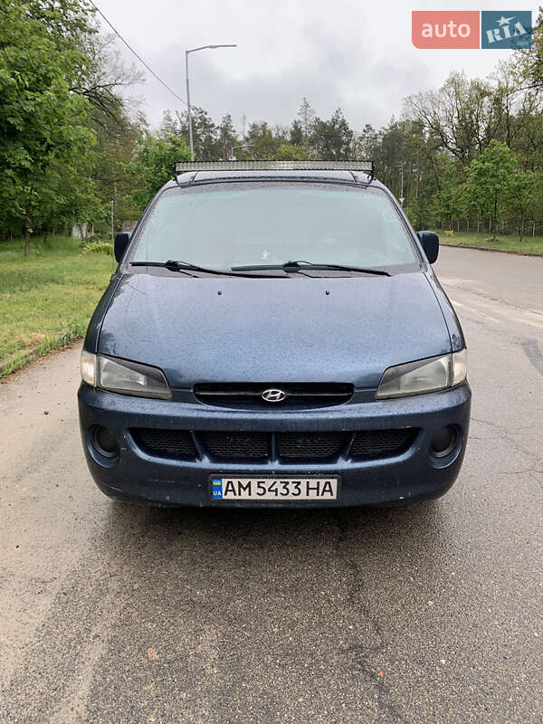 Hyundai H 200 (1998)