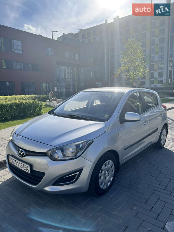 Hyundai I20 (2013)