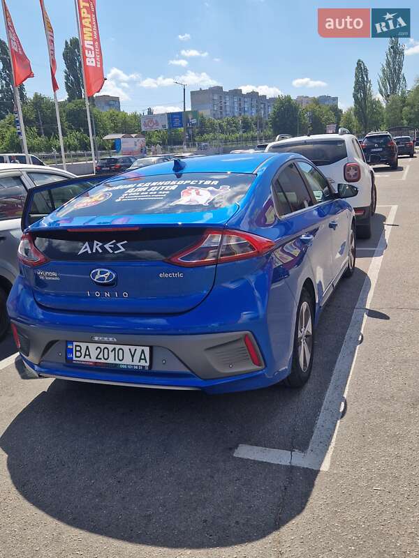 Hyundai Ioniq (2017)