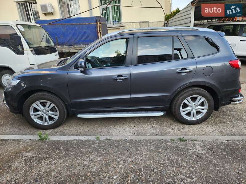 Hyundai Santa fe (2011)