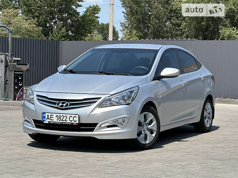 Hyundai Solaris (2016)