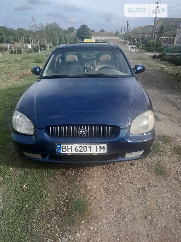 Hyundai Sonata (1999)