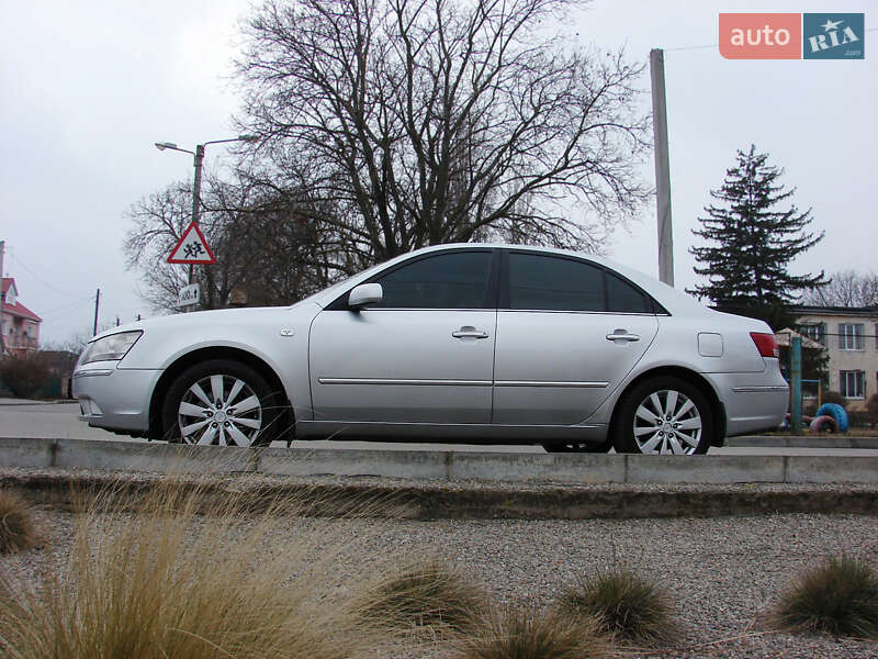 Hyundai Sonata (2008)