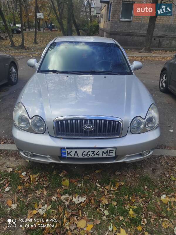 Hyundai Sonata (2005)