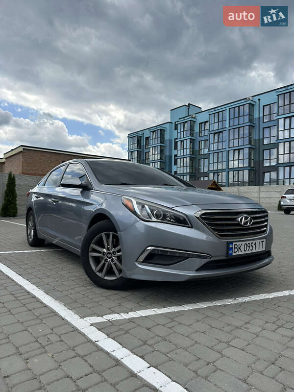 Hyundai Sonata (2016)