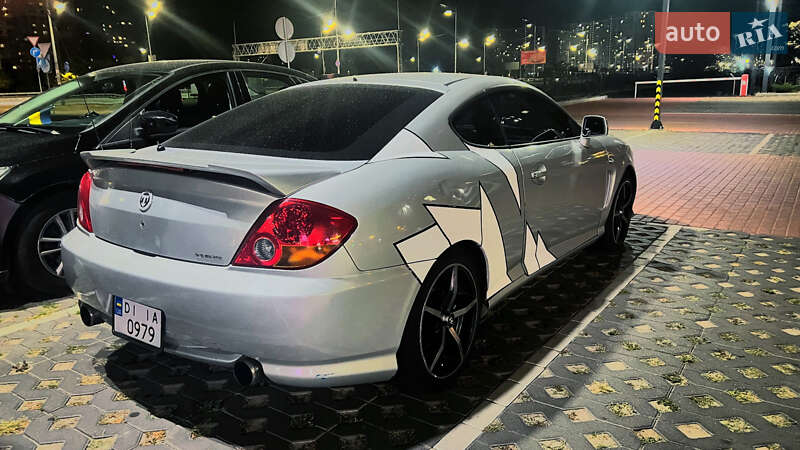 Hyundai Tiburon (2002)