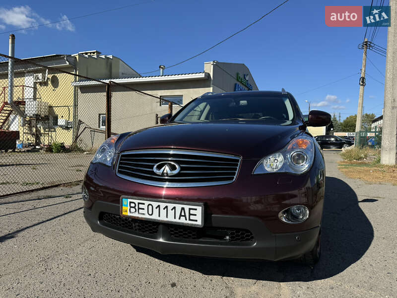 Infiniti Ex25 (2012)