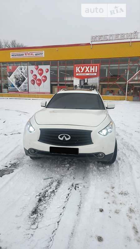 Infiniti Fx35 (2011)