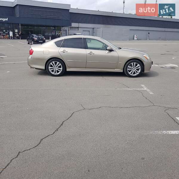 Infiniti M35 (2008)