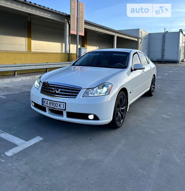 Infiniti M35 (2007)