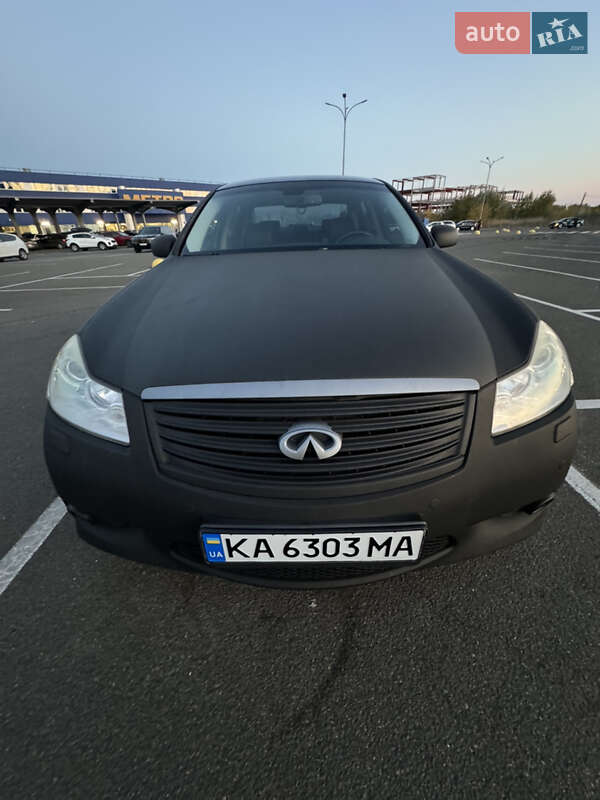Infiniti M35 (2008)
