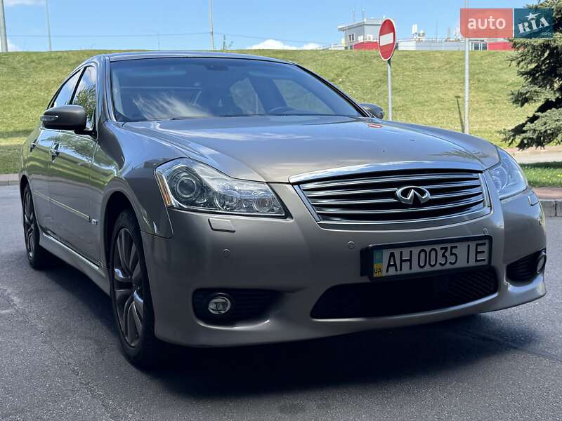 Infiniti M35 (2008)
