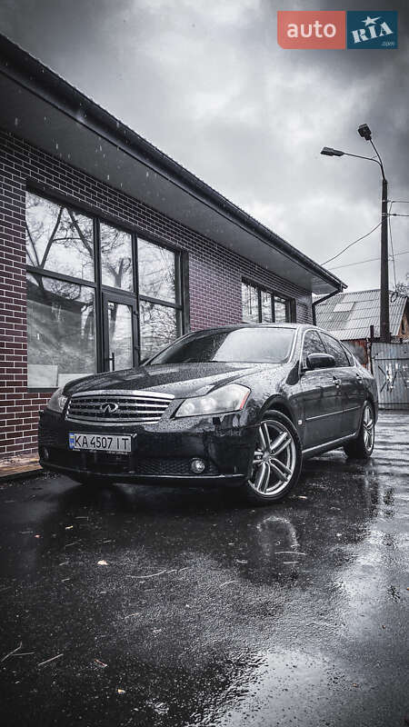Infiniti M45 (2007)