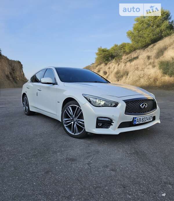 Infiniti Q50 (2014)