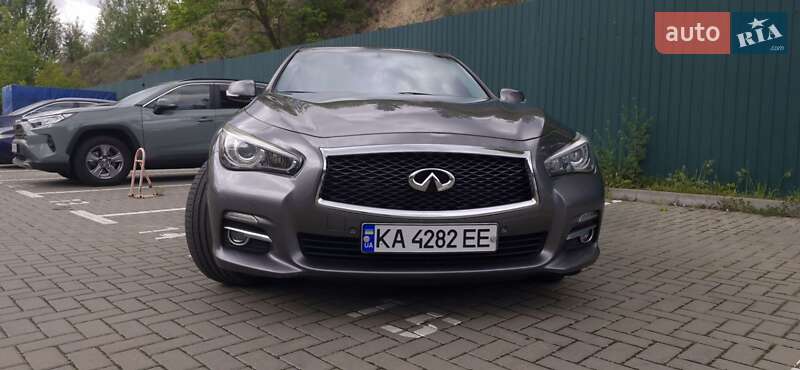 Infiniti Q50 (2015)