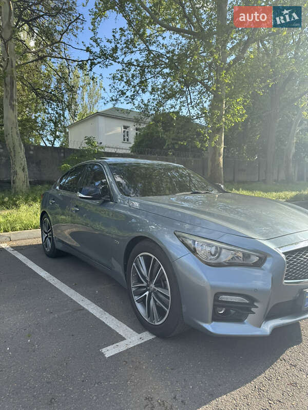 Infiniti Q50 (2014)