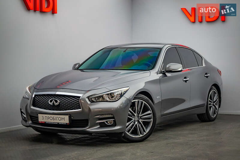 Infiniti Q50 (2015)