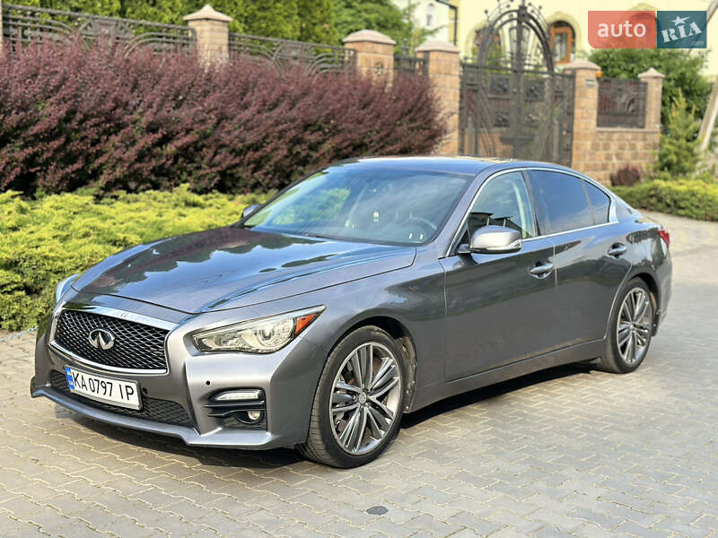 Infiniti Q50 (2013)
