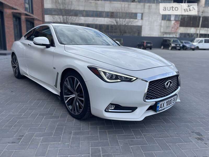 Infiniti Q60 (2017)
