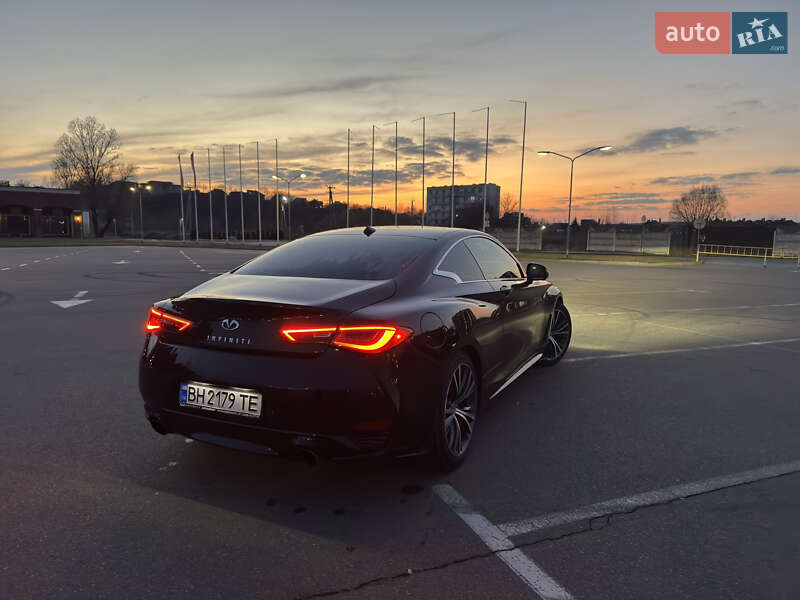 Infiniti Q60 (2016)