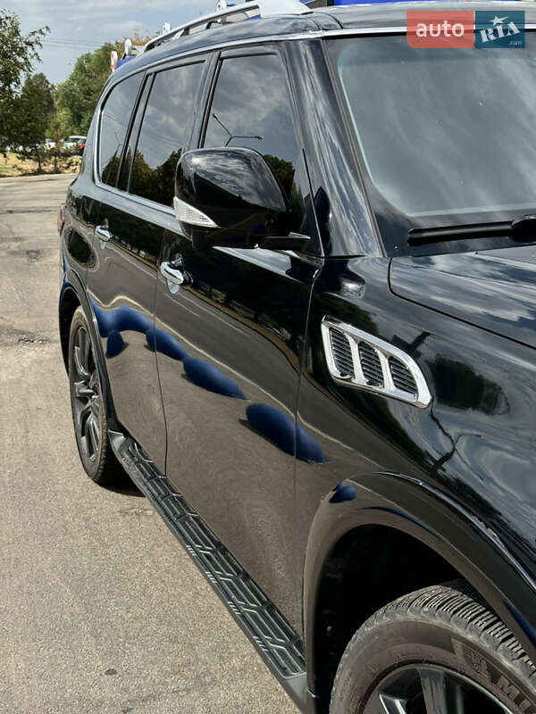 Infiniti Qx56 (2011)