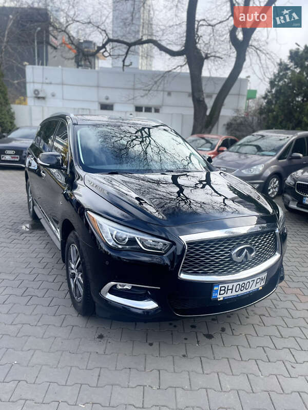 Infiniti Qx60 (2018)