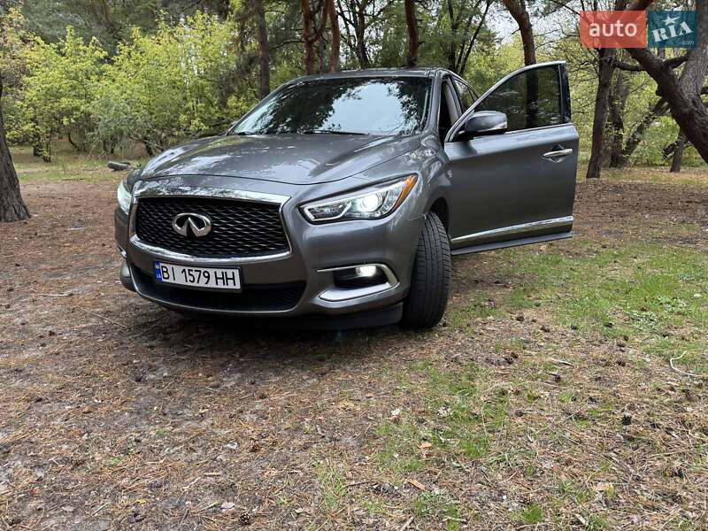Infiniti Qx60 (2016)