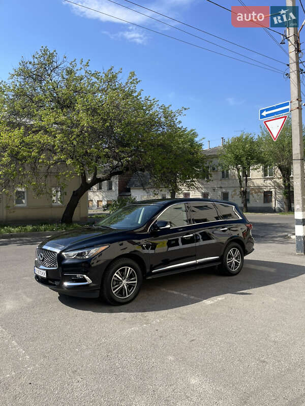 Infiniti Qx60 (2019)