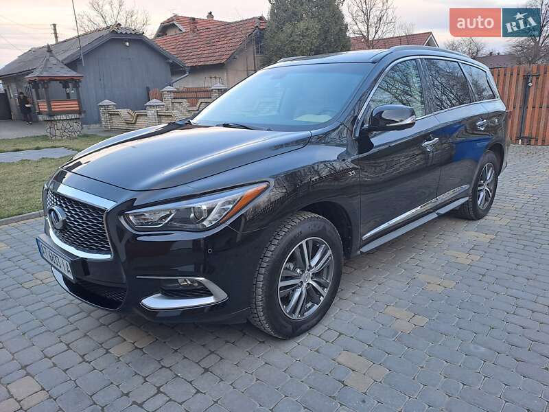 Infiniti Qx60 (2016)